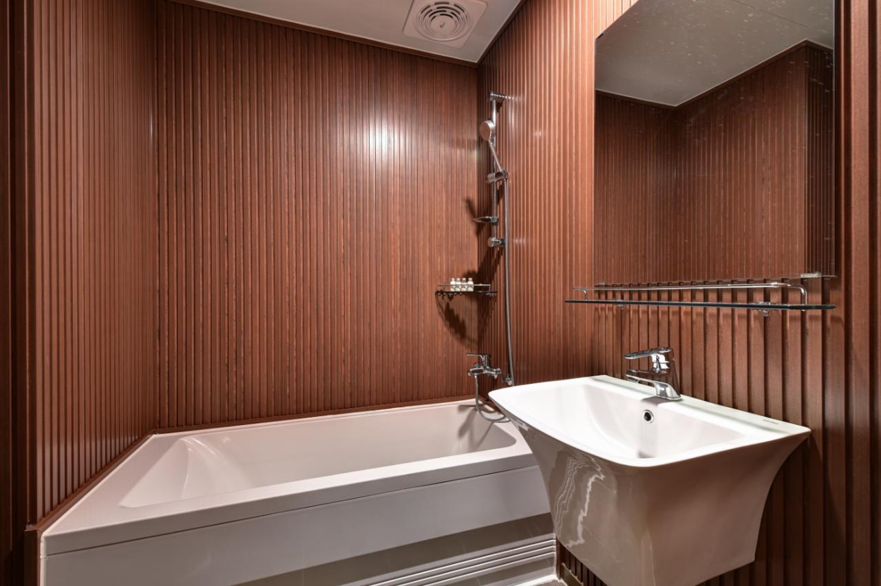 Sea Moon Tourist Hotel Инчон Екстериор снимка