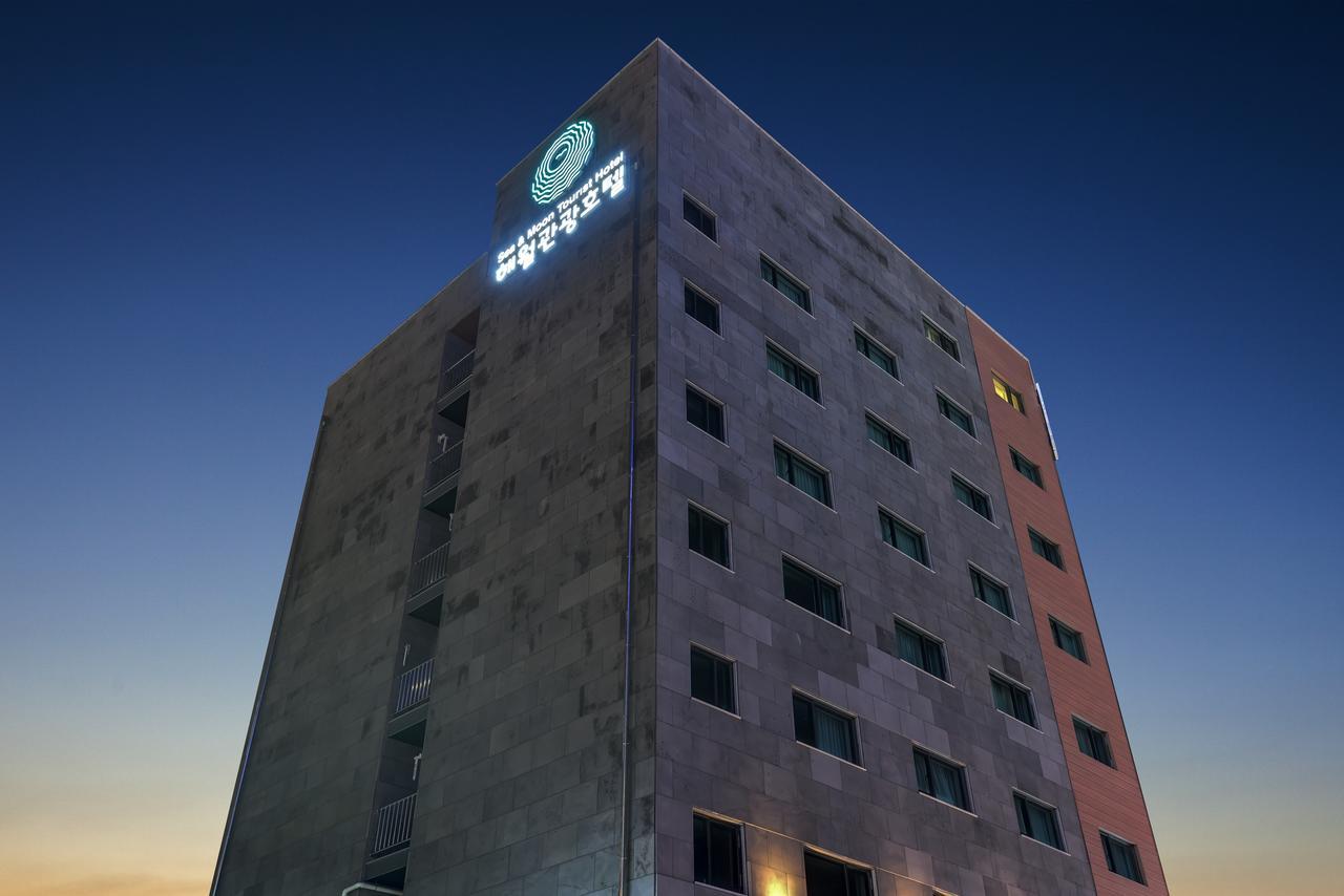 Sea Moon Tourist Hotel Инчон Екстериор снимка